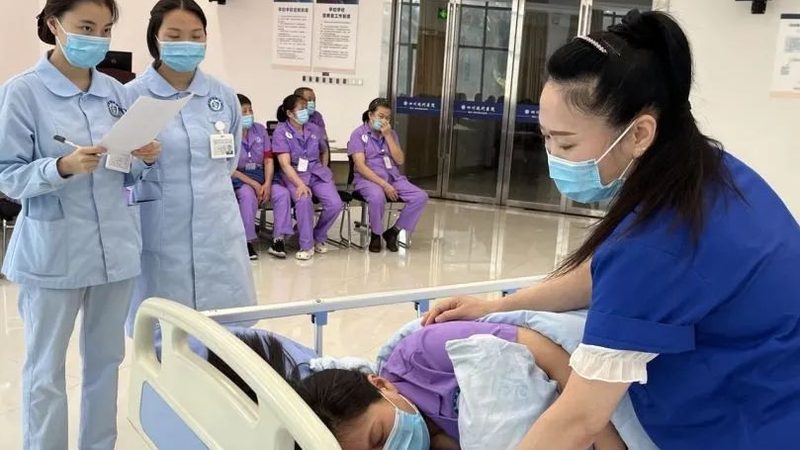 护工定制方案收费，到底贵在哪